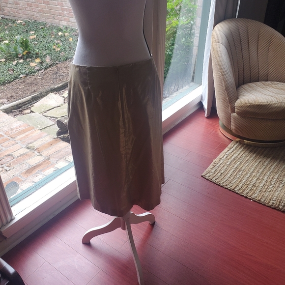 DKNY Gold Designer Skirt - Picture 5 of 5
